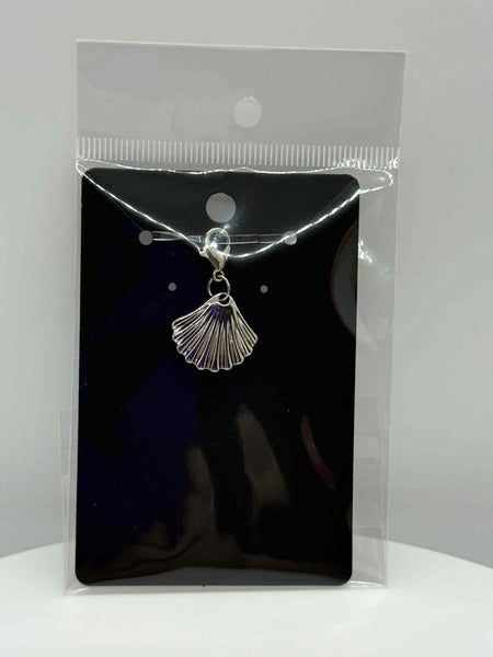 Charm - Clam Shell 2 - #0543
