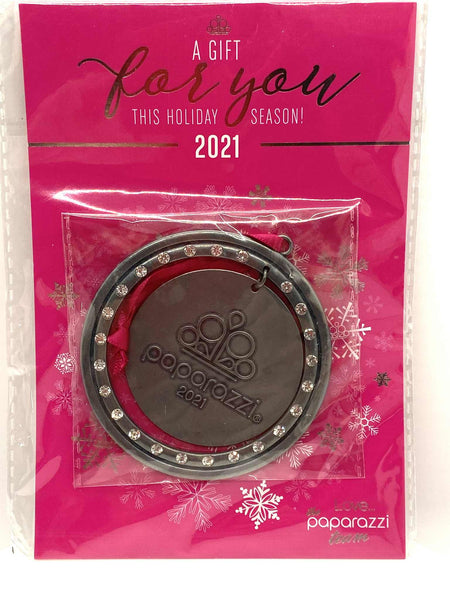 Vintage Paparazzi Holiday 2021 Metal Ornament - P0026