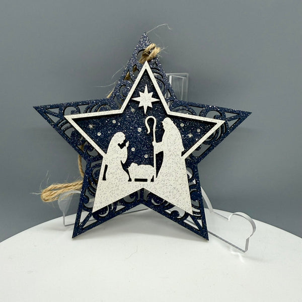 Star Manger Scene 1 Layered Ornament - #0658