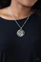 Glade Glamour - Orange Necklace - P0805
